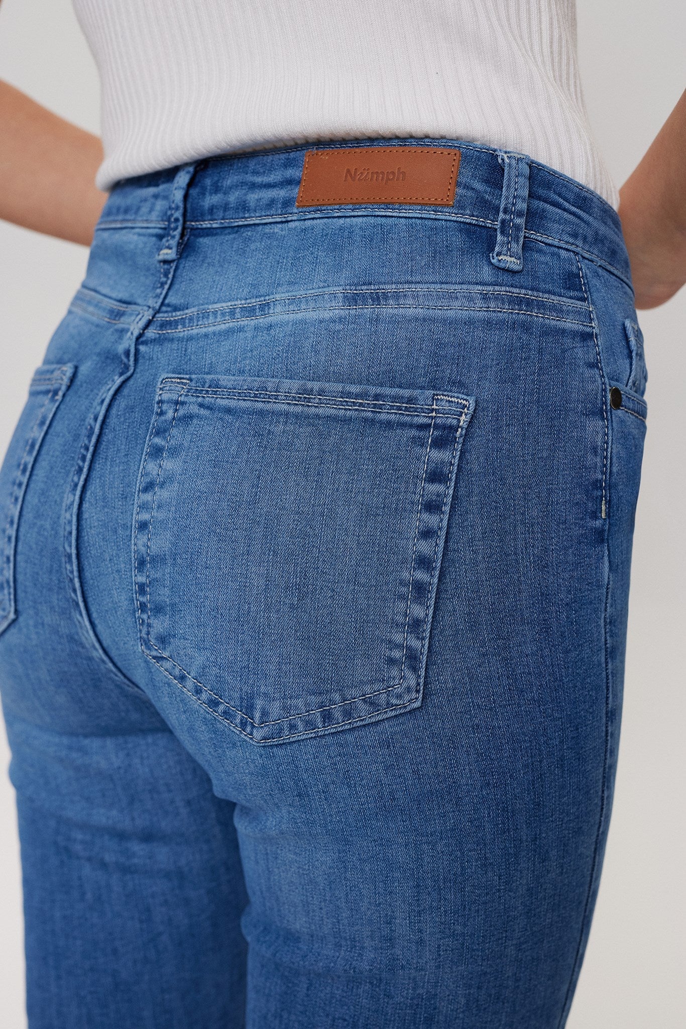 NUSIDNEY CROPPED LIGHT BLUE - Light Blue Denim