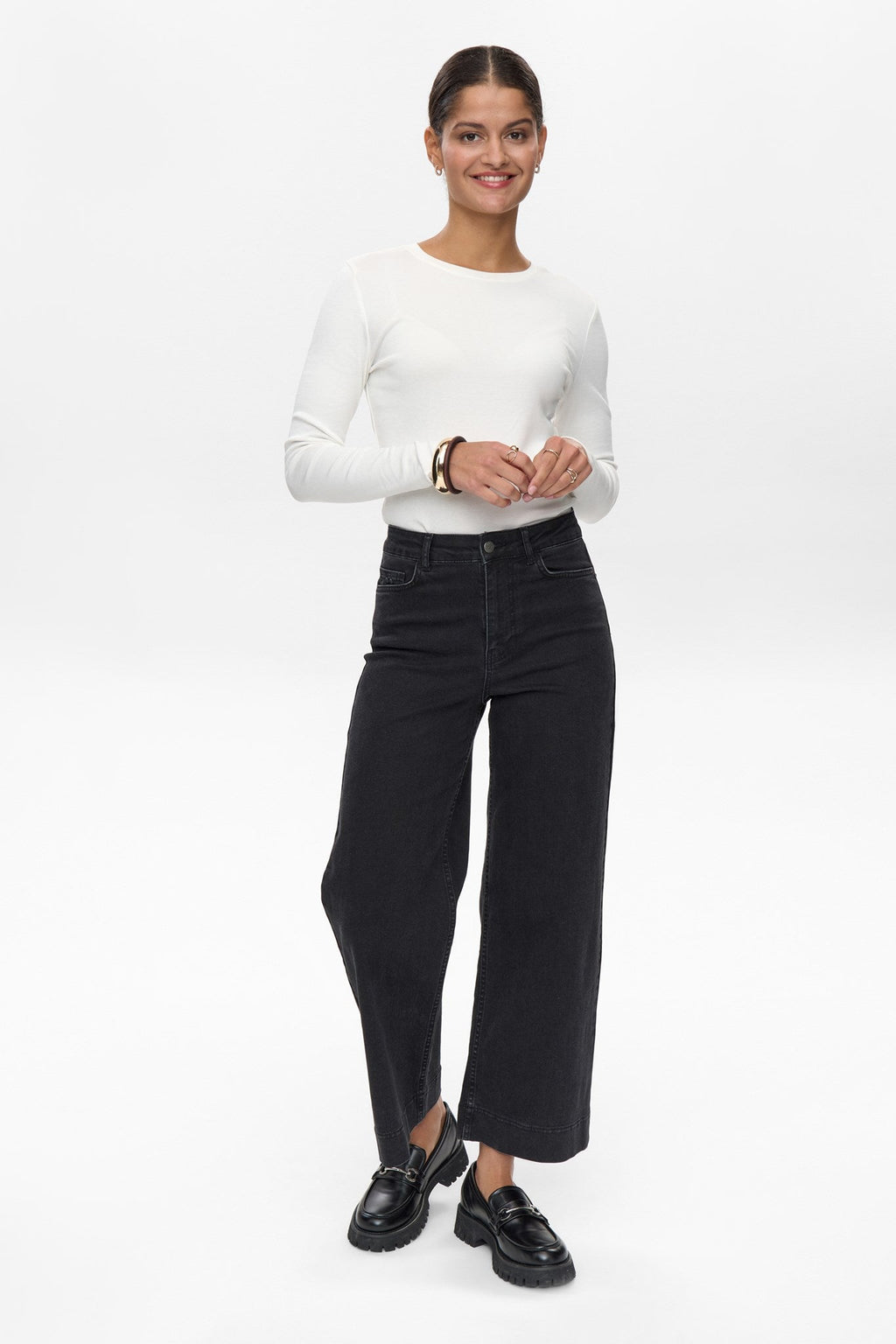NUPARIS CROPPED BLACK - Caviar