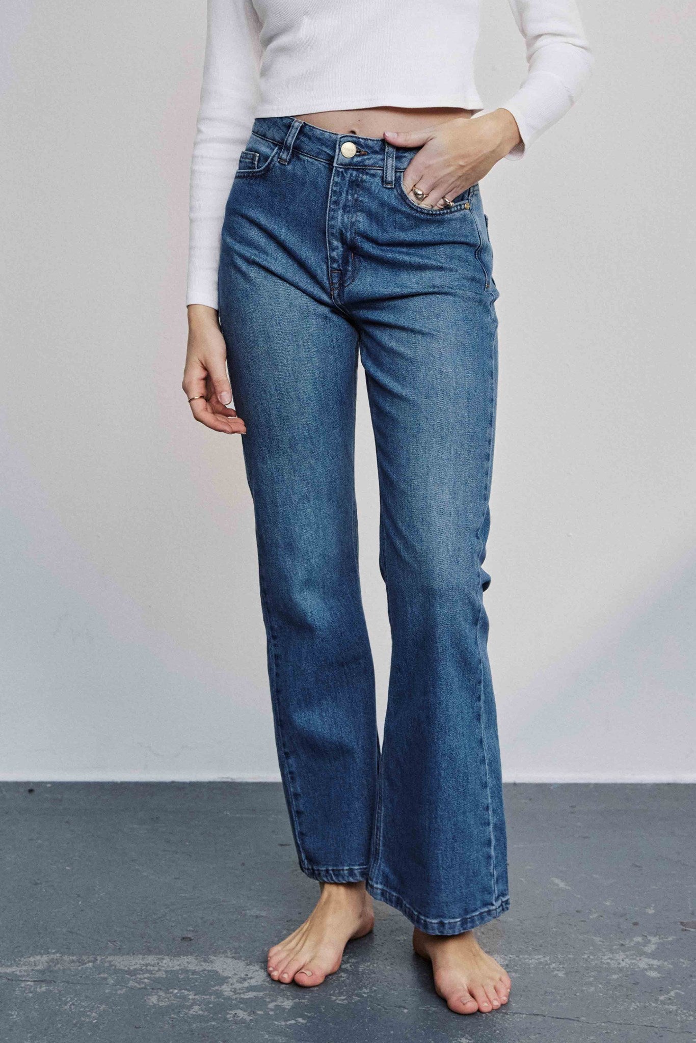 NULONDON JEANS SHORT - Med. Blue Washed Denim