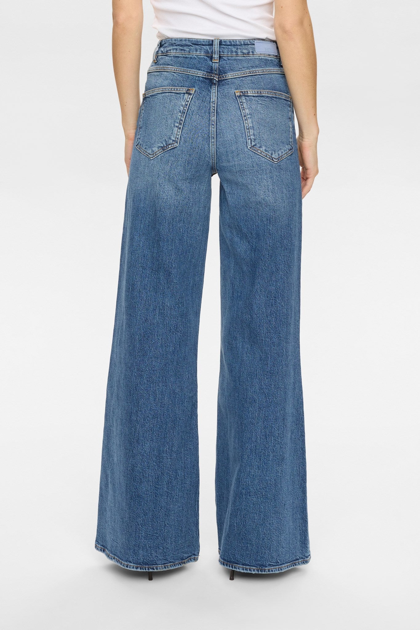 NUPISA HR WIDE JEANS - S3013 - Medium Blue Denim