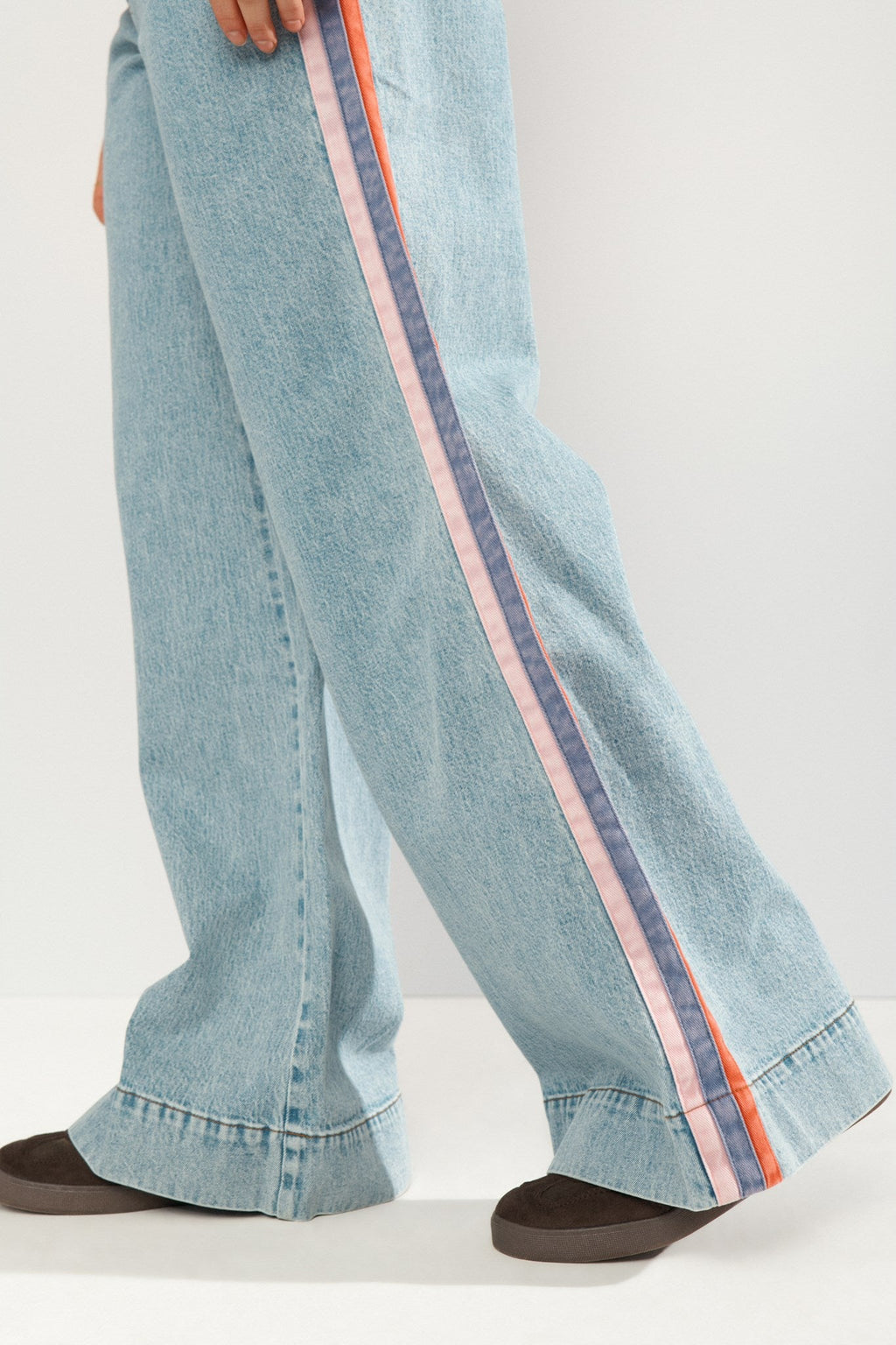 NUMALAGA HR WIDE JEANS BI3010 - Light Blue Denim