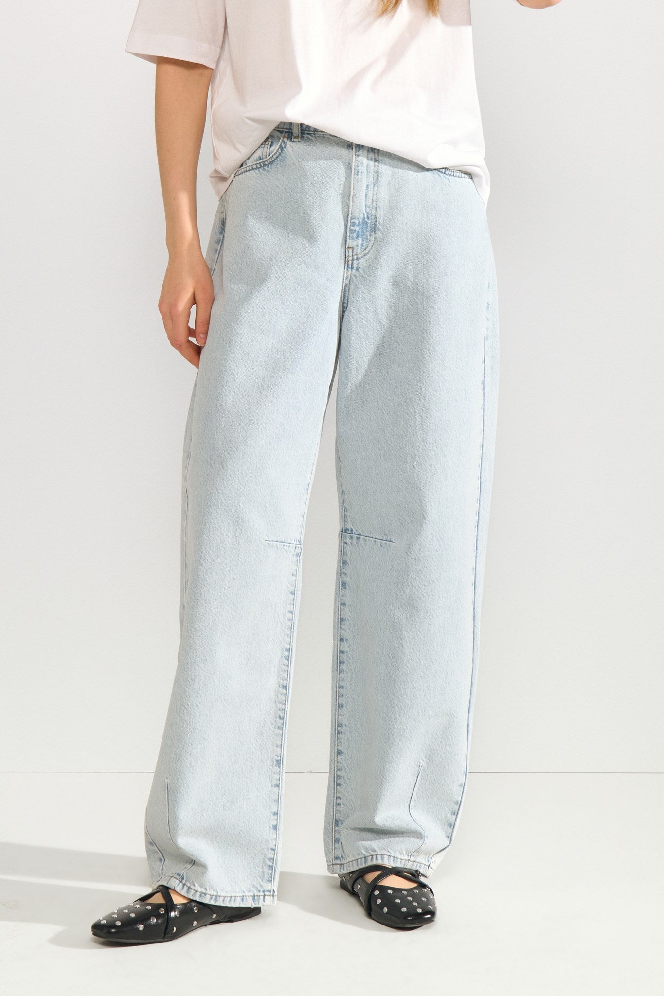 NUSEVILLE MR BARREL JEANS P3145 - Light Blue Bleach